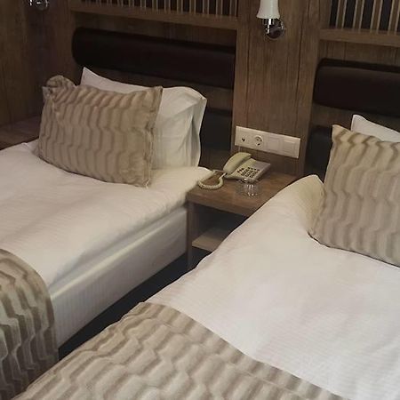 Vera Hotel บานเดียร์มา ภายนอก รูปภาพ