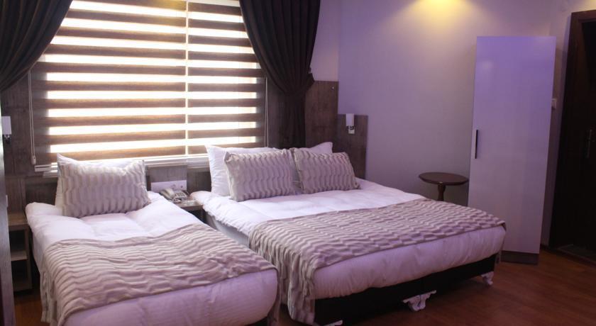 Vera Hotel บานเดียร์มา ภายนอก รูปภาพ
